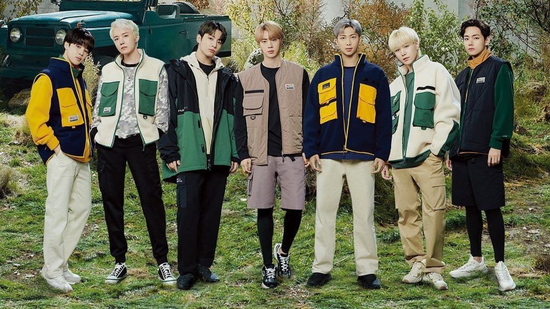imajinasop's tweet photo. ▪BTS AU▪

[ Neblina ]

Pendakian pada awalnya berjalan mulus. Namun, setelah mereka turun, mayat-mayat dengan kondisi yang mengenaskan memenuhi jalan. Para pendaki tak tahu apa yang terjadi--hingga saat kabut tiba-- semuanya mendadak mencekam.

"Sembunyi!" https://t.co/TGQCXSrIEj