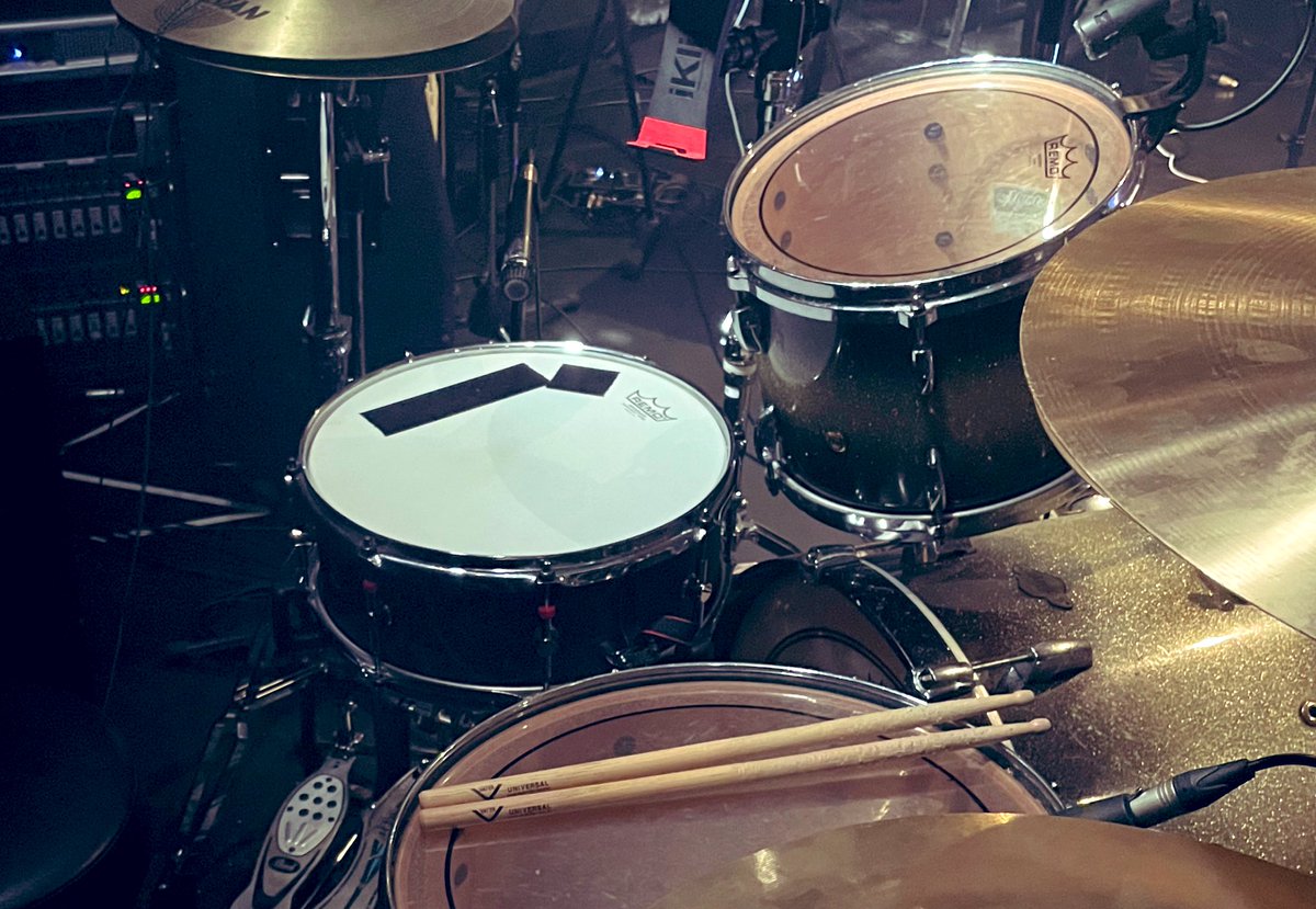 nemurihimeniko's tweet photo. 本日大塚Deepaにて！#てぃあわん 1部でサポートさせて頂きました🥁
最高に熱いステージでした！
ありがとうございましたー！🙏 https://t.co/7lDR901HYO