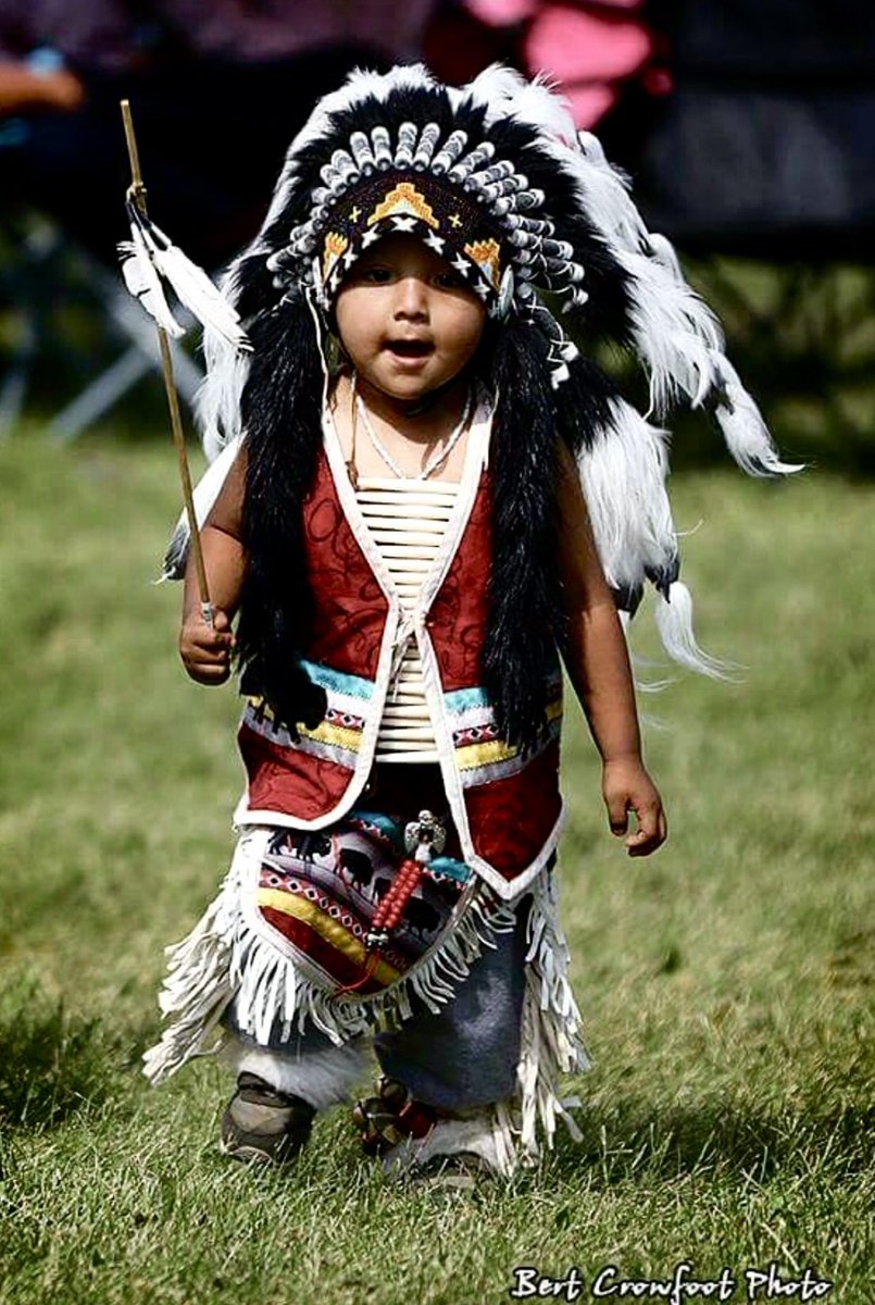 Native3rd's tweet photo. Be happy for this moment. This moment is your life. https://t.co/kq36QftqWg