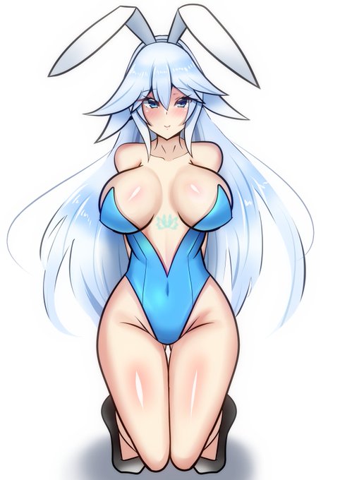 バニーの日!?
ということで白雪さ…白うさぎさんを描きました|д゜)
間に合った…

「似合っていますか…?」 