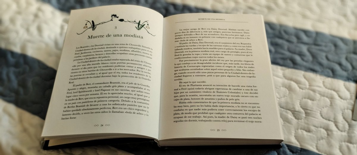 wolfwiththebook's tweet photo. A mí esto de la lectura inmersiva me encanta. #Libros #IckaBog https://t.co/Y7wqtMZ1HL