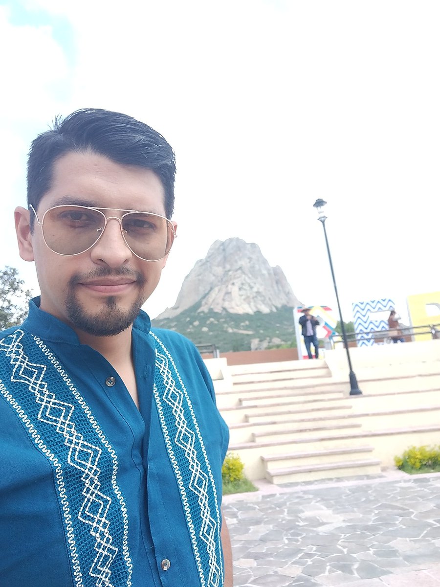 ppe_kike's tweet photo. Finde en Bernal
Día 2 - 20 de Agosto
#Yomero #BernalWeekend #WeddingWeekend https://t.co/WgyCGIzQpu