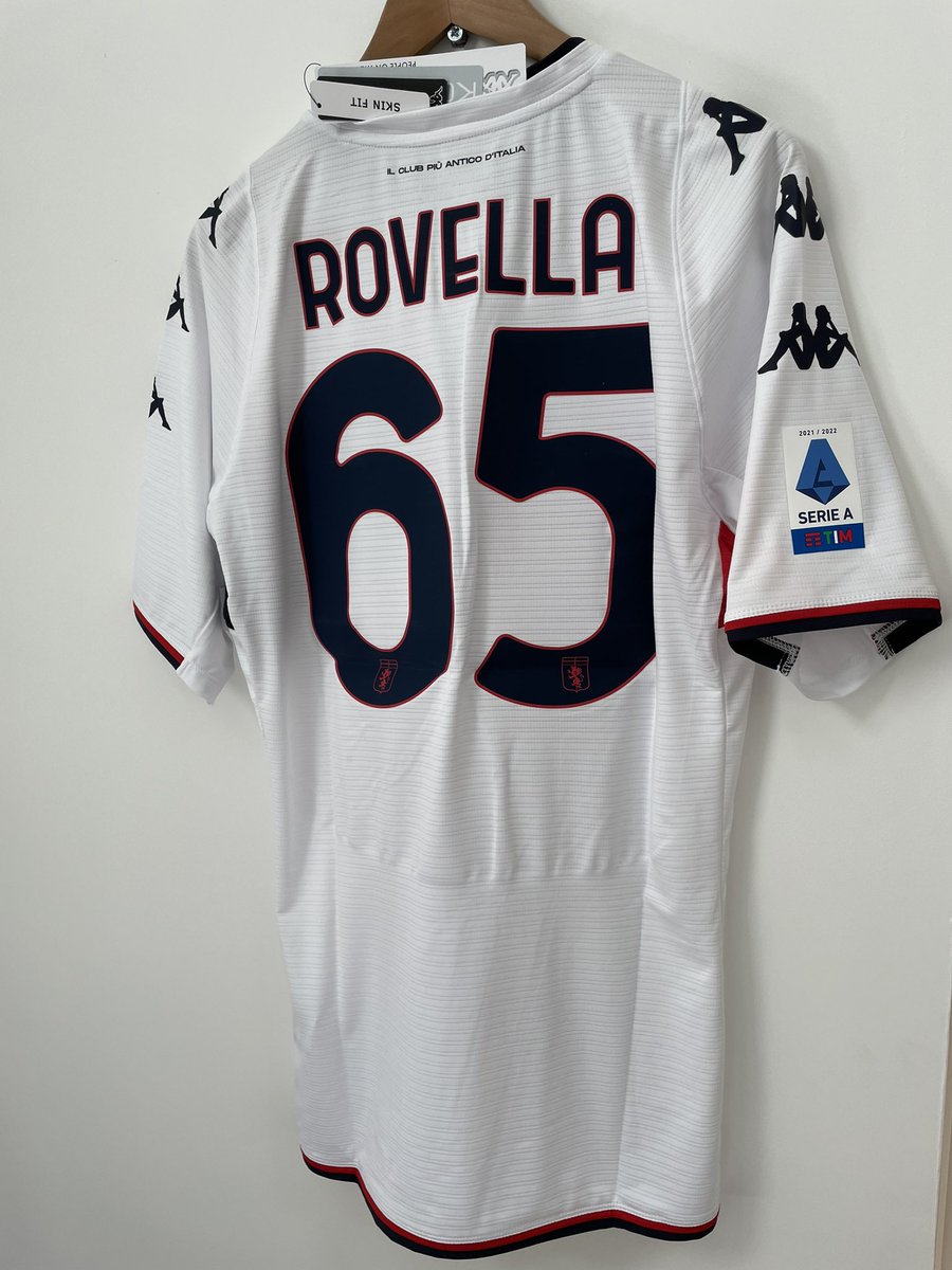 CalcioEngland's tweet photo. 🚨 FOR SALE 🚨 

Genoa 21/22 Away
Adult XL (size up), BNWT
Kombat Pro (player) version
Nicolò Rovella nameset
Serie A sleeve patch 

£36 inc UK postage
✉️ DM to order

Check out our shirt store here>>>
https://t.co/G0mKpM9Tyk https://t.co/wrbykJ2IJN