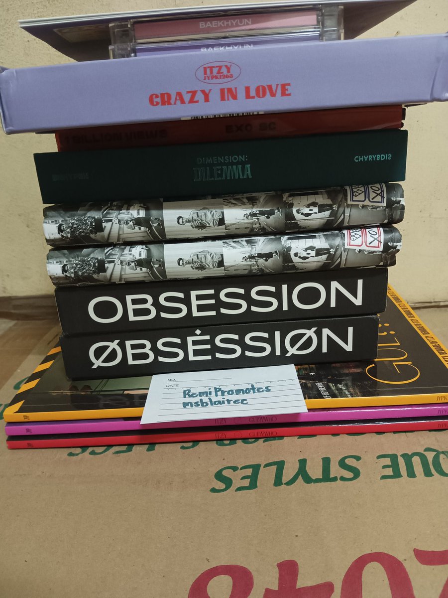 Tipping_letter's tweet photo. 5 winners of random unsealed album giveaway 

- retweet, like &amp; follow @msblairee 

free shipping fee, ph only! https://t.co/ZAYs98p8Js