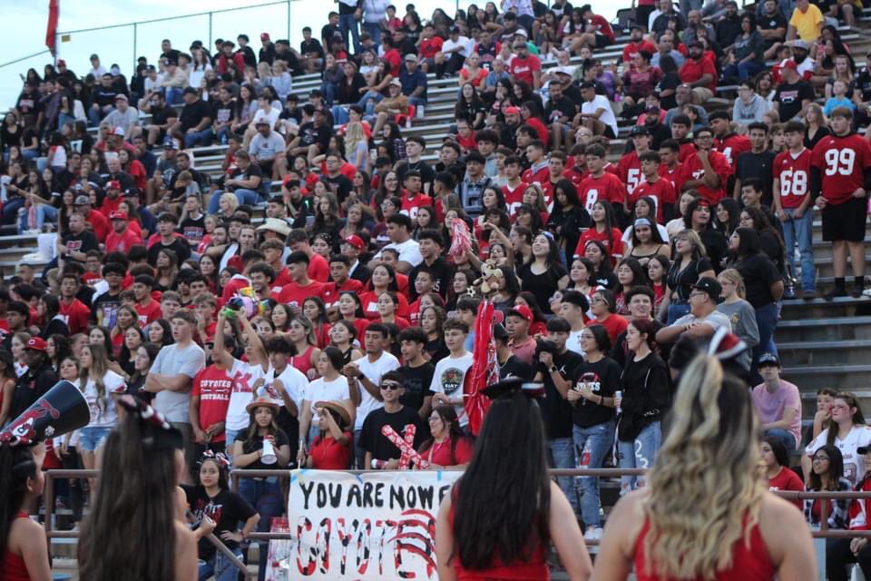 CoyotesRising's tweet photo. Best Student Body in the State!!!!
Love “THE BIG RED BAND”!!!!!
❤️❤️❤️❤️❤️❤️❤️❤️❤️❤️ https://t.co/xUHIrxmtVP