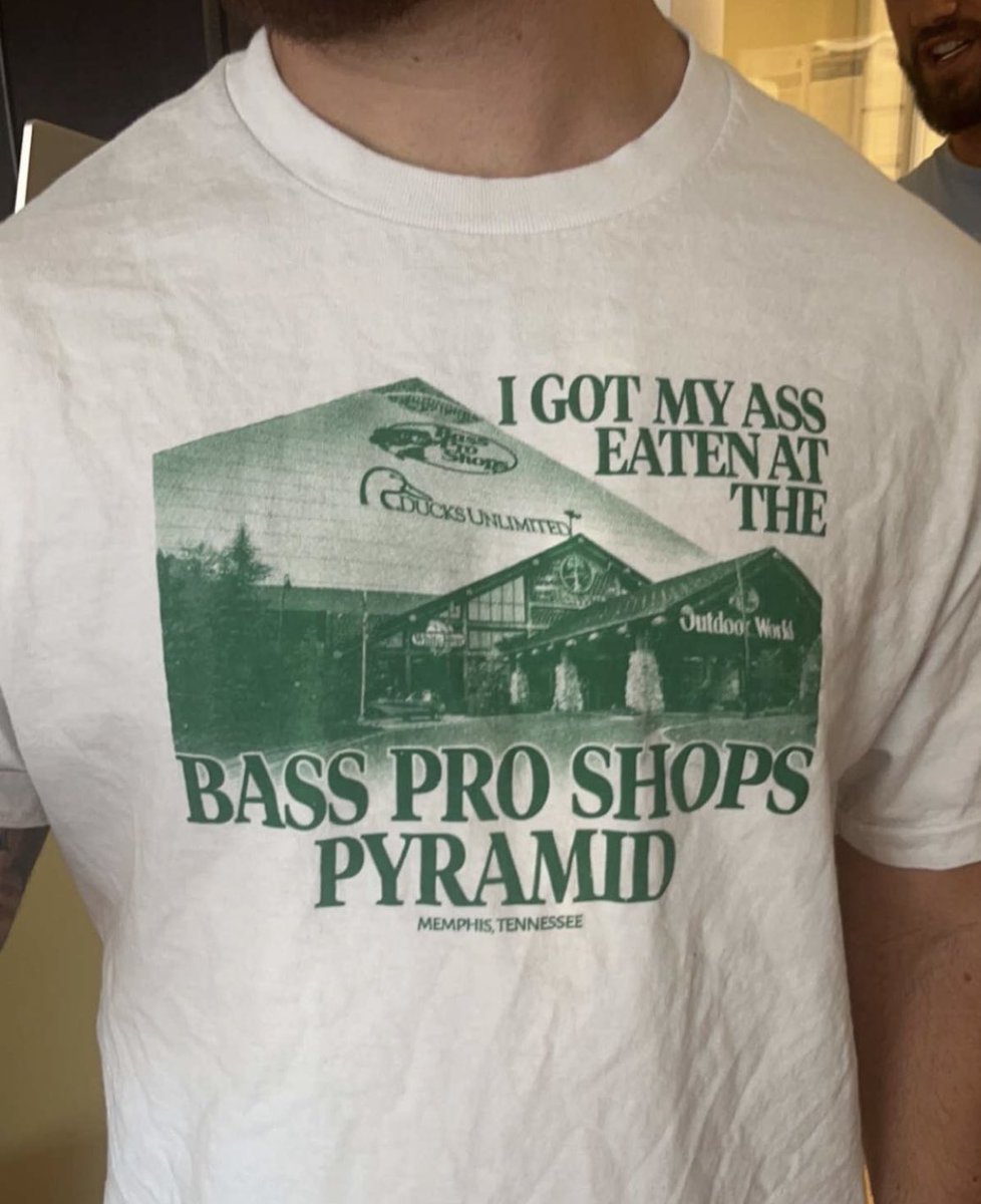 shirtsthtgohard's tweet image. 