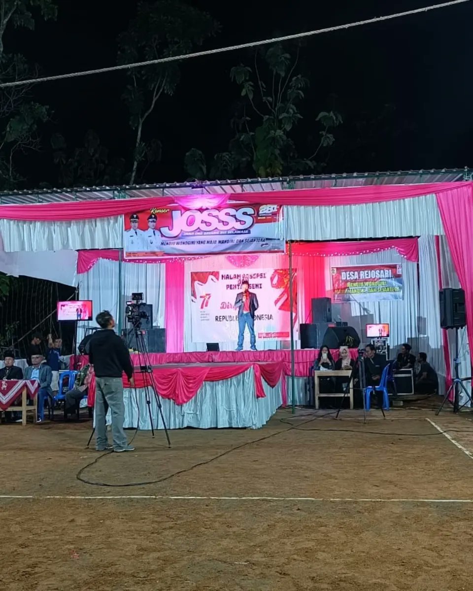DesaRejosari's tweet photo. Malam resepsi dan pentas seni Désa Rejosari dalam rangka HUT RI KE 77 https://t.co/xbTLYhwf1M