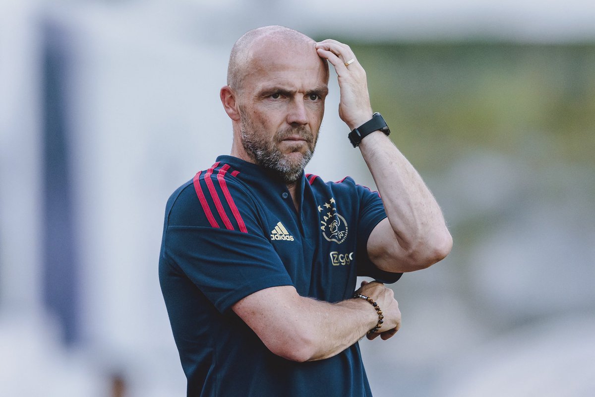 Ajax manager Schreuder: “We have already lost 5 or 6 big players, and I don't want Antony to leave the club. I told the board that I want him to stay here”, tells ESPN. 🚨⚪️🔴 #Ajax

“I am assuming that the club will not sell Antony as we’re in good financial position”.