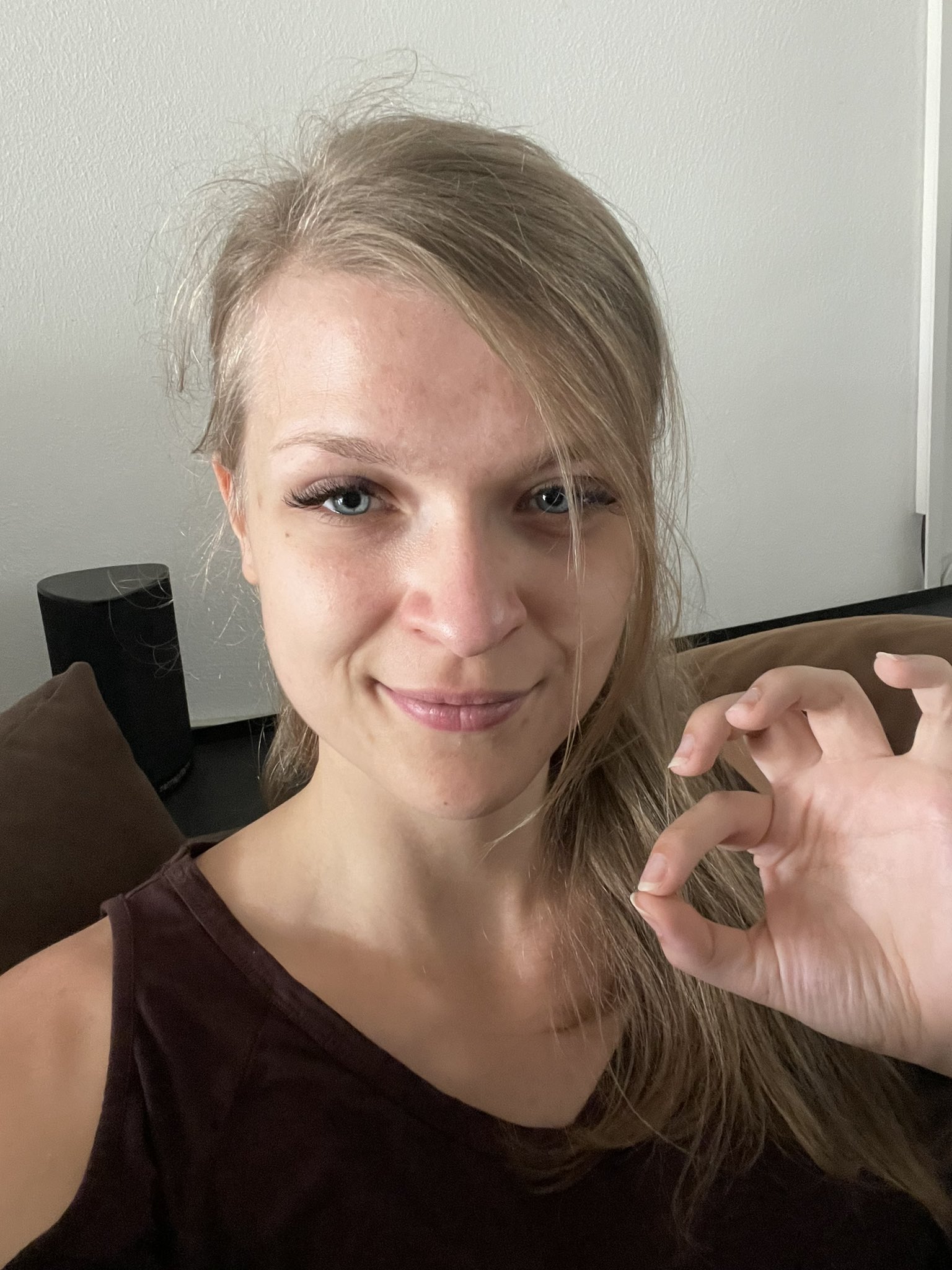 Sintica on Twitter: "Hallo! Find ich gut, macht man mit 🫡🤓 https://t.co ...