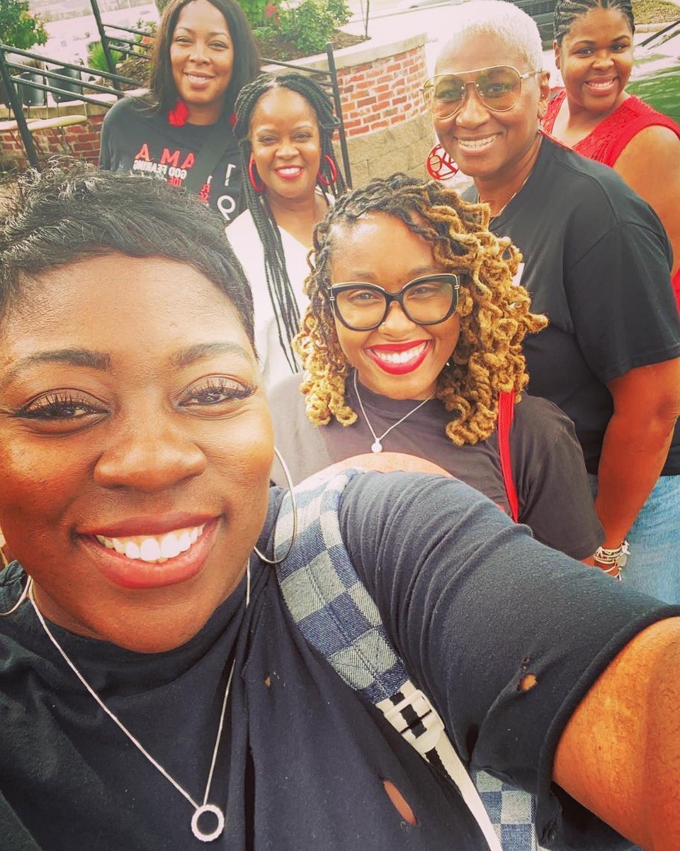 N_U_B_B_Y's tweet photo. Had a great time at LMAC 2022 Retreat #backinstrideagain @dst_lmac https://t.co/Rs7auUkmYs