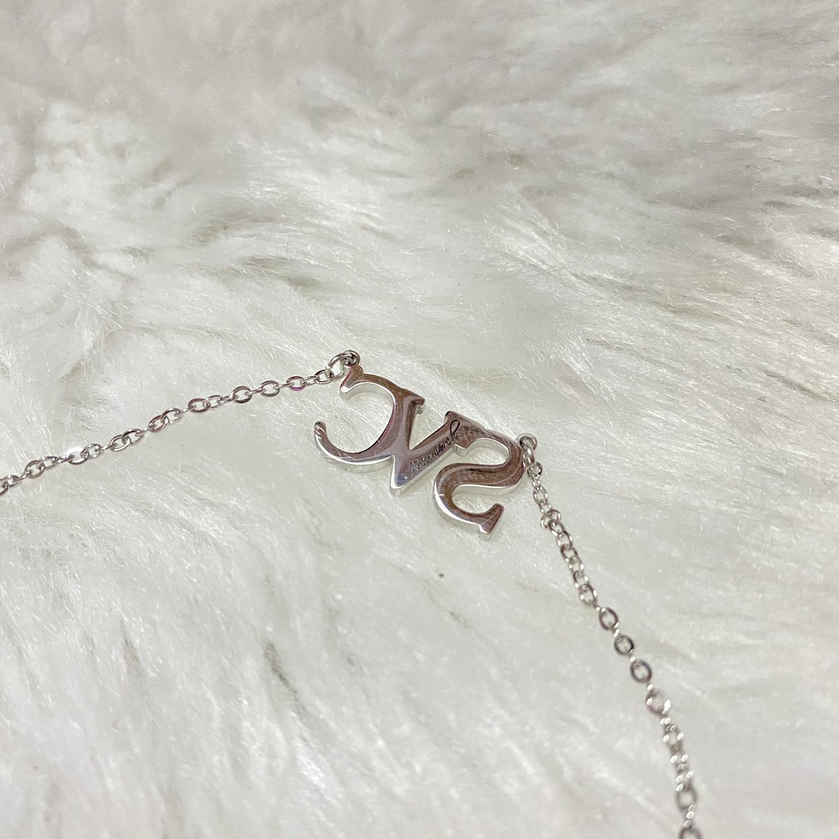 areumerch's tweet photo. SVC Necklace and Hiro’s Bracelet 

https://t.co/lxdYMEcmp6 https://t.co/YpHxTpnvyv