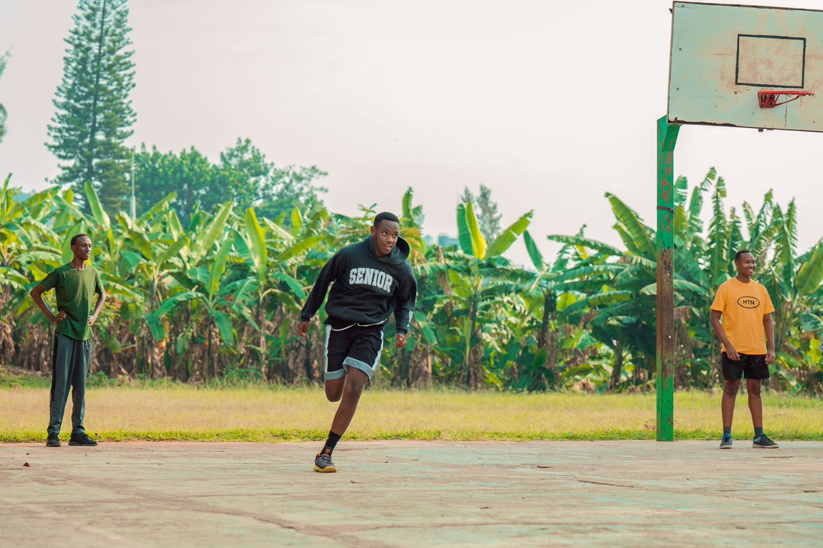 plpyouth's tweet photo. 2/3 #PLPACADEMY participants playing #Agati game , a Rwandan childhood game where two teams partake in a sprint where one member from each team runs with a stick in an effort to catch his or her opponent . https://t.co/OonuIP3bPq