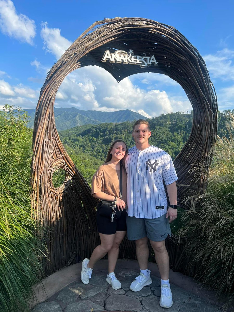 Tony7Jr's tweet image. Happy 5 years to my love, here’s to many more ❤️

@marissamartin58