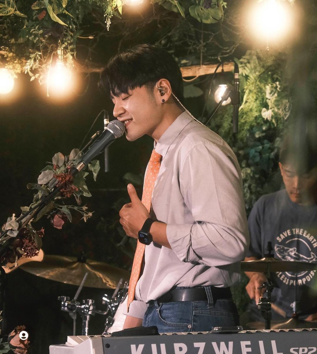 hoppiyoun_J's tweet photo. #ovrn #oneovern #엔분의일
1/N ☁️ https://t.co/3S57JCCXO2
