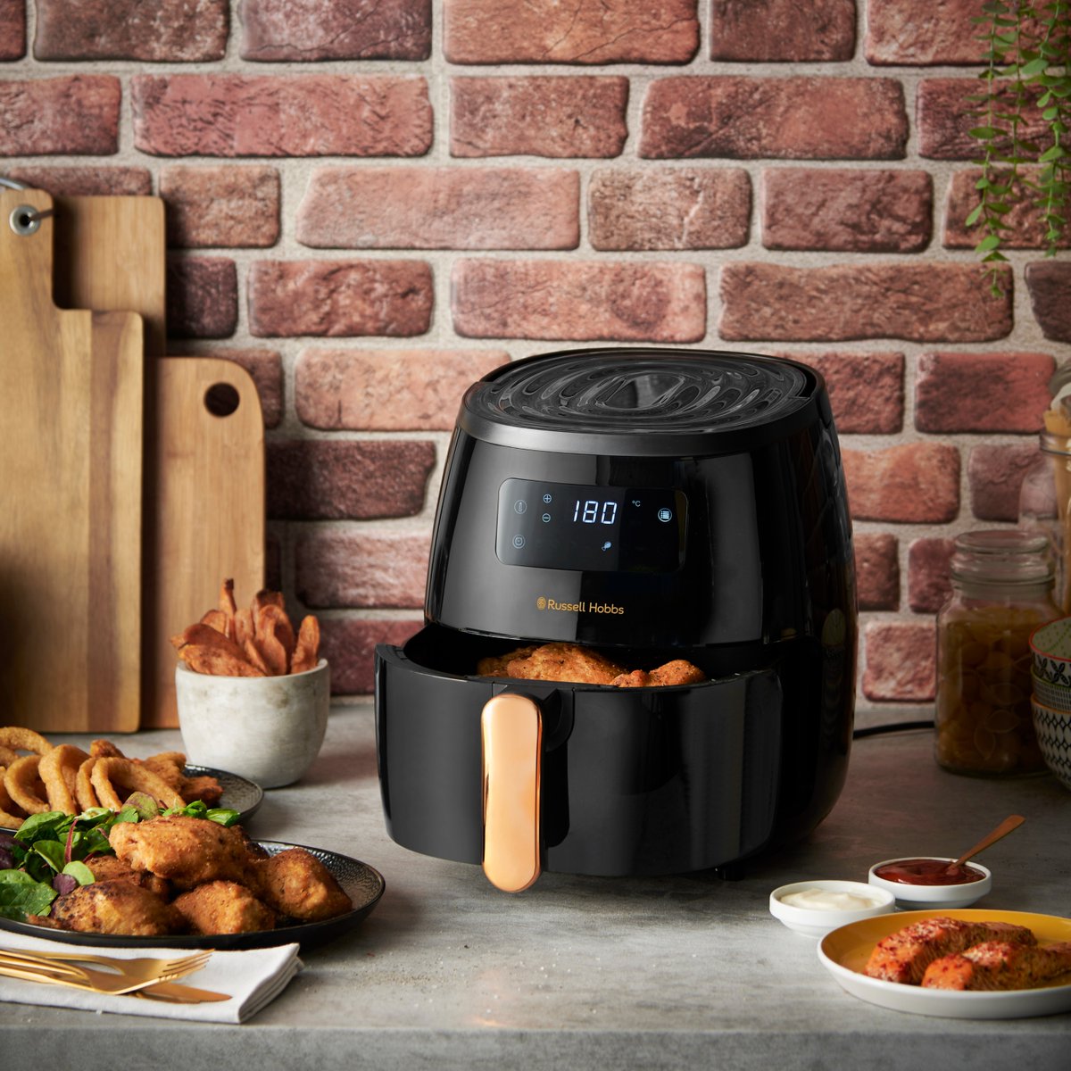Calling all Foodies 📣 Introducing the Satisfry Air Fryer Large 👨‍🍳 Crisps, browns and bakes with little or no oil required. ⏰Up to 82% faster than conventional oven cooked food. ⚡Saves up to 48% energy compared to a conventional oven. Shop Now: bit.ly/3cNwZXl