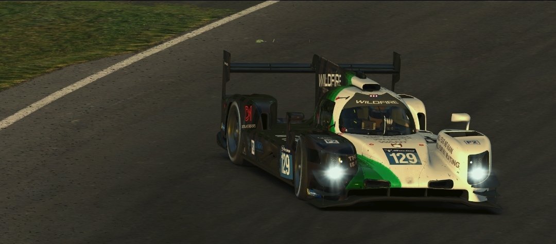 JackCComs's tweet photo. Just a few hours left of iRacing Le Mans.
Tricky race. Qualified up in P7 (Split 6) but we put a tad too much wing on the car which has us really suffering in a straight line. Down in P20 but having a blast. POV: https://t.co/bWv95cy0nV https://t.co/y2RZjpVWxR