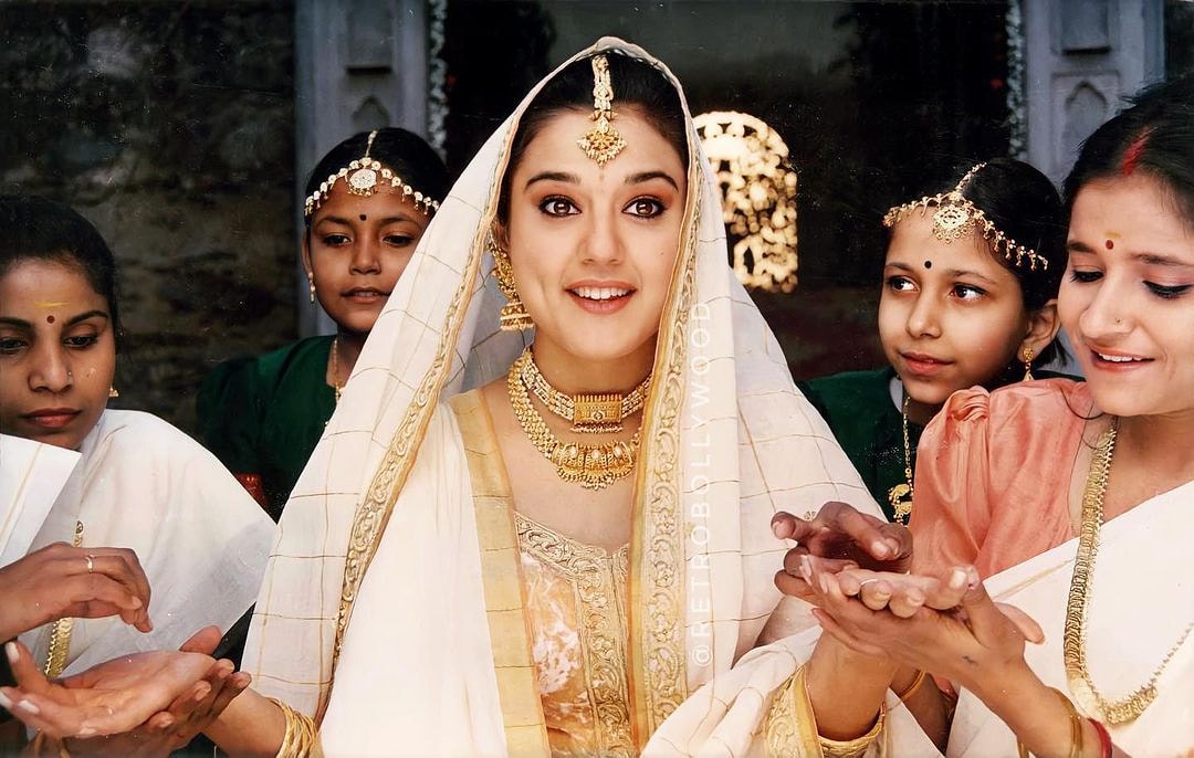 GermanPreity_FC's tweet photo. Where all began ....❤️
#24yearsofPreityZinta #24YearsOfDilSe #preityzinta @realpreityzinta https://t.co/CIEhPWDEDf