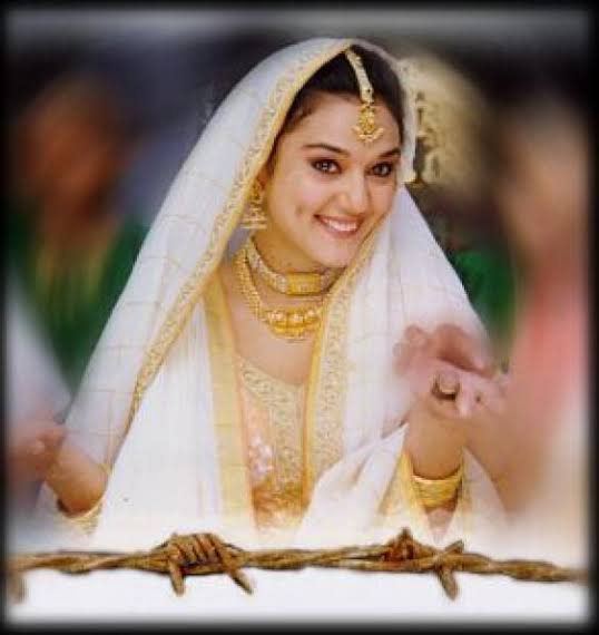 PreityZintaPeru's tweet photo. The best actress for the movie #DilSe #24YearsOfPreityZinta #PreityZinta @realpreityzinta 😍 https://t.co/QmoICz6uzn