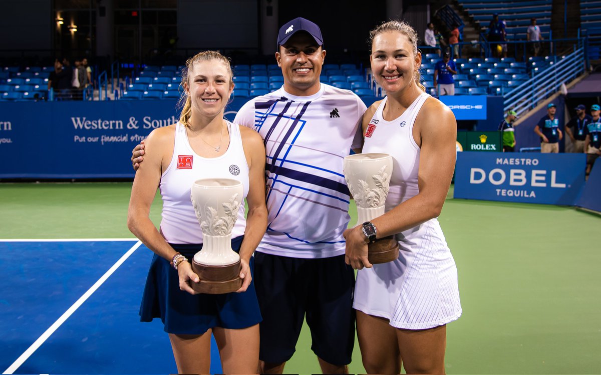 Thank you <a href="/CincyTennis/">Cincinnati Open</a> 🥈

<a href="/EllenPerez95/">Ellen Perez</a> <a href="/carlos_martnez/">Carlos Martinez</a>