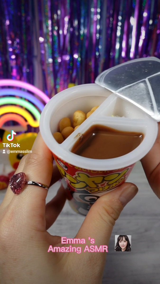 SecretfunA's tweet photo. Hi Guys❤
Today's video is about Japanese snacks!!🍿
 https://t.co/rxYWDEN8bx https://t.co/fsYkwf2FJm