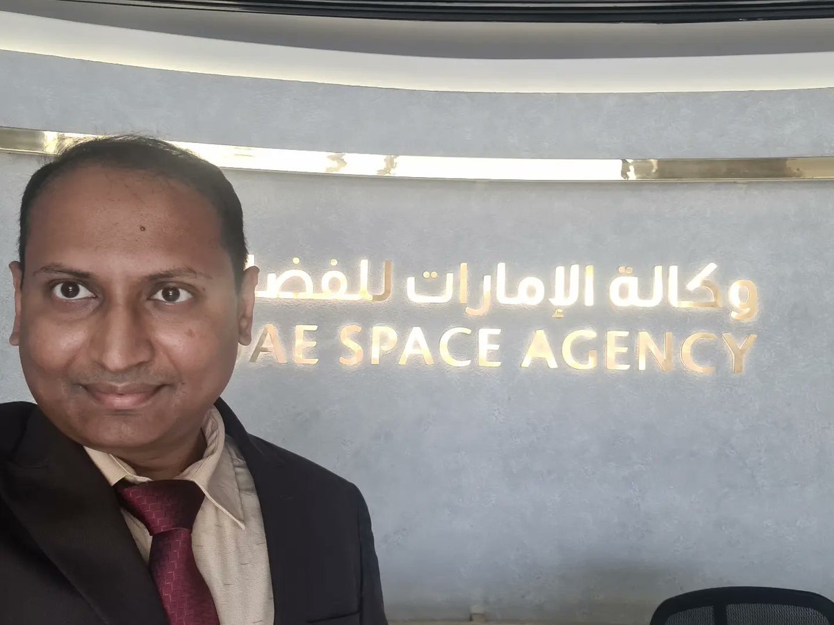 SpaceDocAshok's tweet photo. Another successful meeting on #SpaceMedicine 🚀👨‍🚀👨‍⚕️ at #UAESpaceAgency 

Thanks to #SpaceEconomicZone team

More updates to follow... https://t.co/4b7rl5SgUF