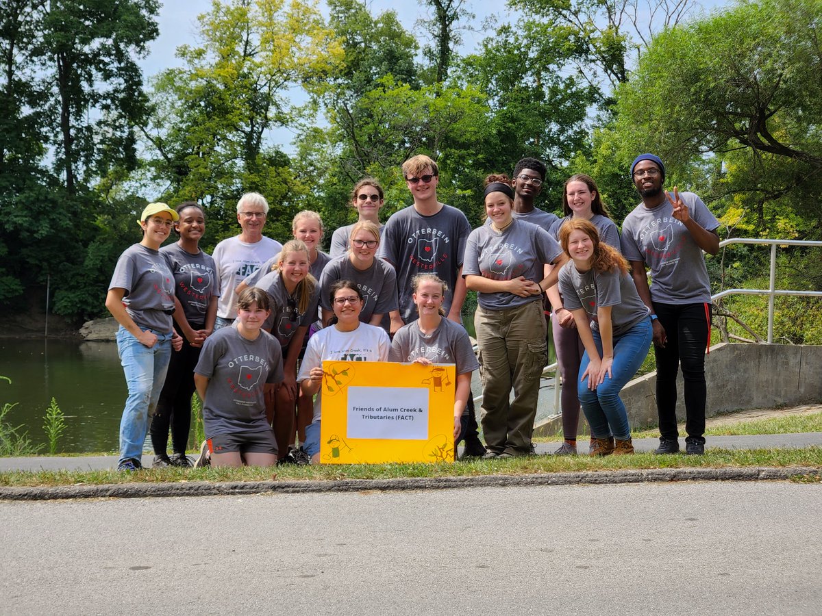 Otterbein's tweet photo. Thank you to all who participated in the 2022 Fall Service Plunge! There were over 200 students at 18 different Westerville sites at this years Fall Service Plunge! Vice Mayor Kenneth Wright welcomed students to Westerville with a speech on the importance of giving back! https://t.co/UwqAkYztpz