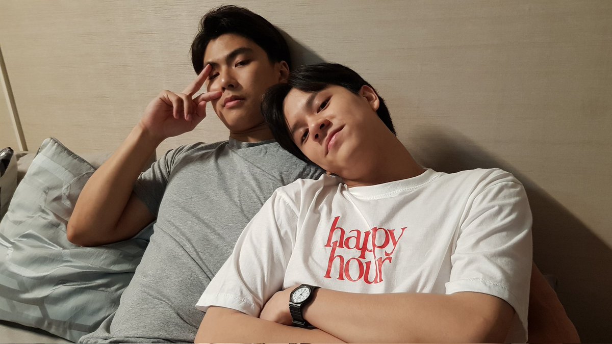 คิดถึงเหมือนกัน เลยเอามาฝาก แล้วไปให้สุดกันนะคืนนี้ 💚❤️
#BadBuddySeries