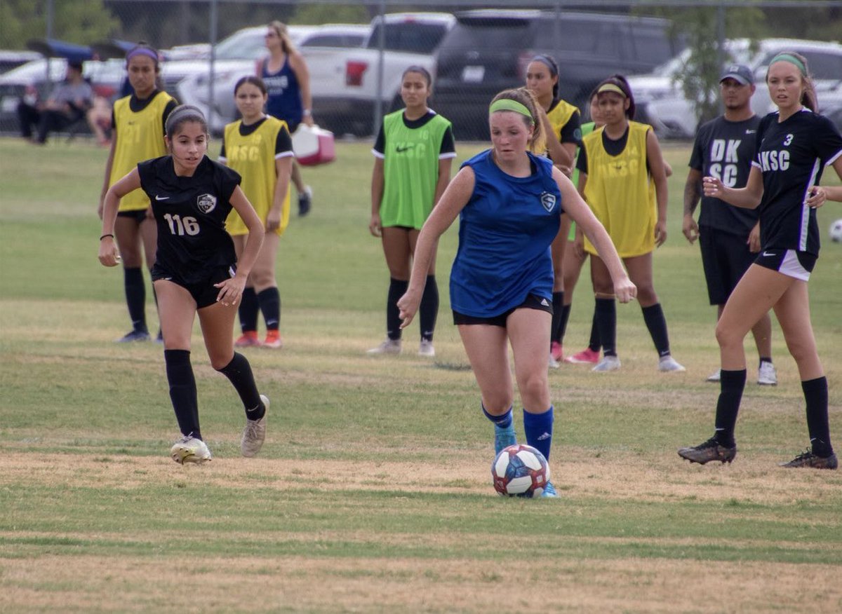 ECNLRL0405's tweet photo. Closed off the weekend with 3 great team wins! Looking forward to the start of season! https://t.co/AfQP3uV2kJ