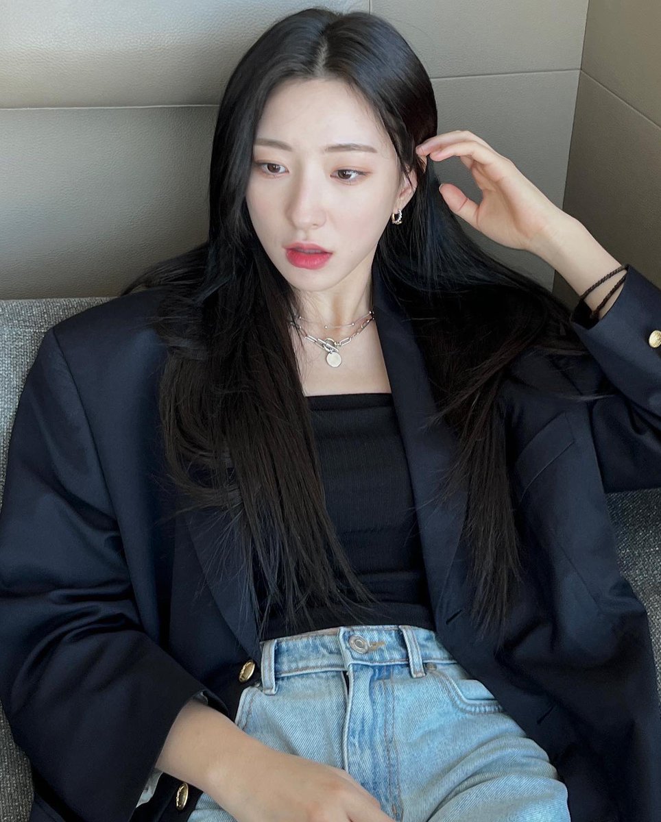 <a href="/heeseungzlee/">hee.</a> HEHEHEHEHE.