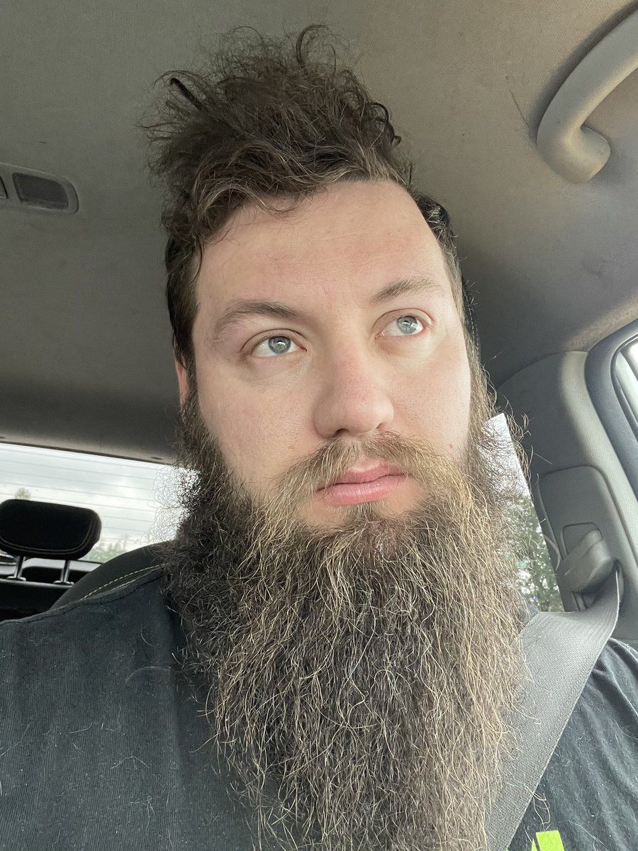 TheChosenNick23's tweet photo. This is the next day result of botwars viewing @DubDotDUBBY #BBW6 https://t.co/GnJ2rcQ9m6