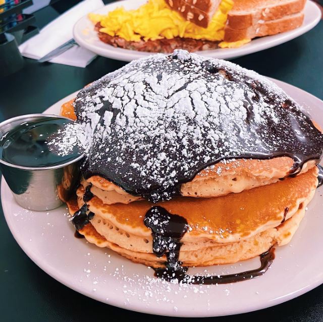 There's no better way to start your #SundayFunday than by getting your Taste of Cambridge Dining Passport! You'll get a summertime filled with flavor! tasteofcambridge2022.eventbrite.com Photo featuring <a href="/DonutVillaDiner/">Donut Villa Diner</a>