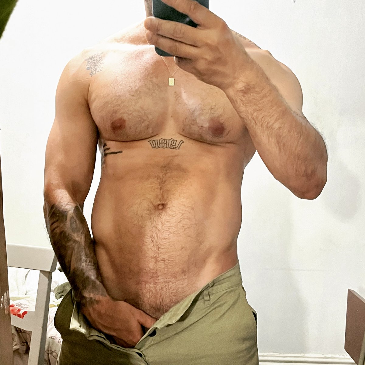 AlanTopchef's tweet photo. hot day 🥵🌶️🥵🌶️ https://t.co/1RlSOiOAGd
