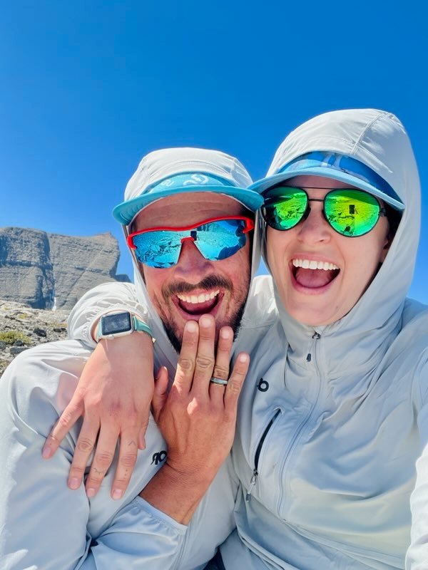 ChelseyDC's tweet photo. My sister just cemented her position as "coolest person I know" by proposing on a mountain top.

He said "YES!"

Lynsey &amp; Dan, I've loved watching you build your lives together in a way that is so beautifully and uniquely "you"...and I can't wait to see what comes next!

💛💛💛 https://t.co/v17tdIuVan