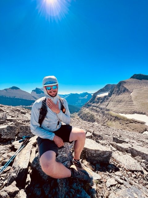 ChelseyDC's tweet photo. My sister just cemented her position as "coolest person I know" by proposing on a mountain top.

He said "YES!"

Lynsey &amp; Dan, I've loved watching you build your lives together in a way that is so beautifully and uniquely "you"...and I can't wait to see what comes next!

💛💛💛 https://t.co/v17tdIuVan