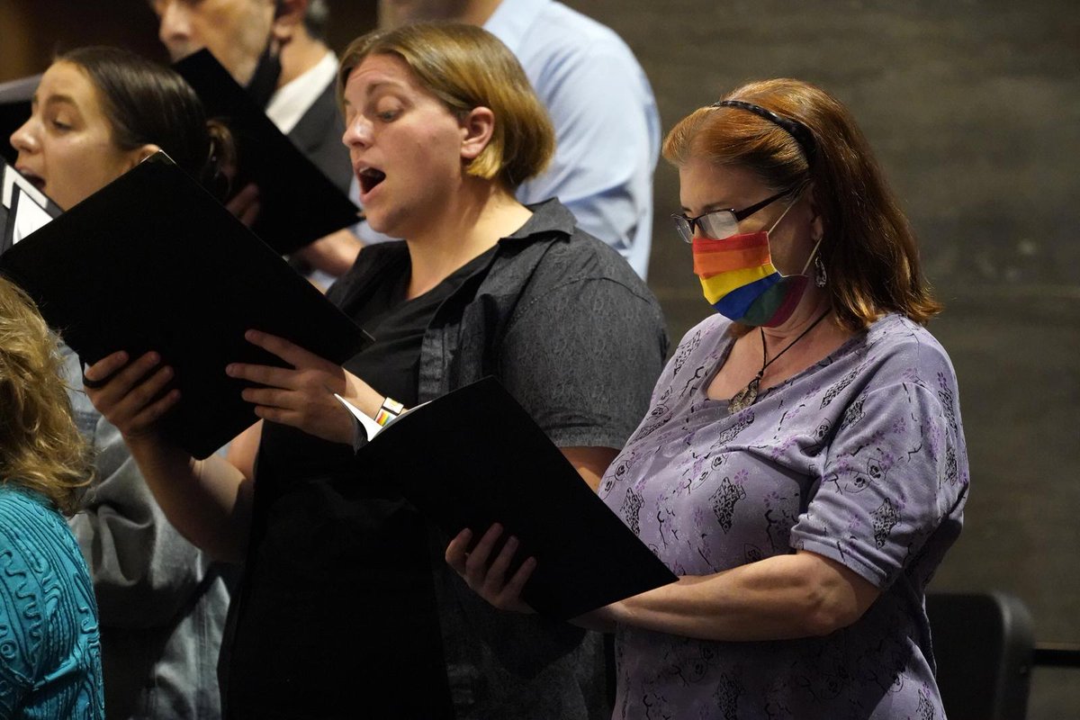 Outreach now has a "Support Us" page, where you can support our work for #LGBTQ Catholic ministry. Even a small donation helps cover costs: salaries for our (small) staff and payments for writers. Thanks for whatever you can donate and for your prayers! outreach.faith/support-us/