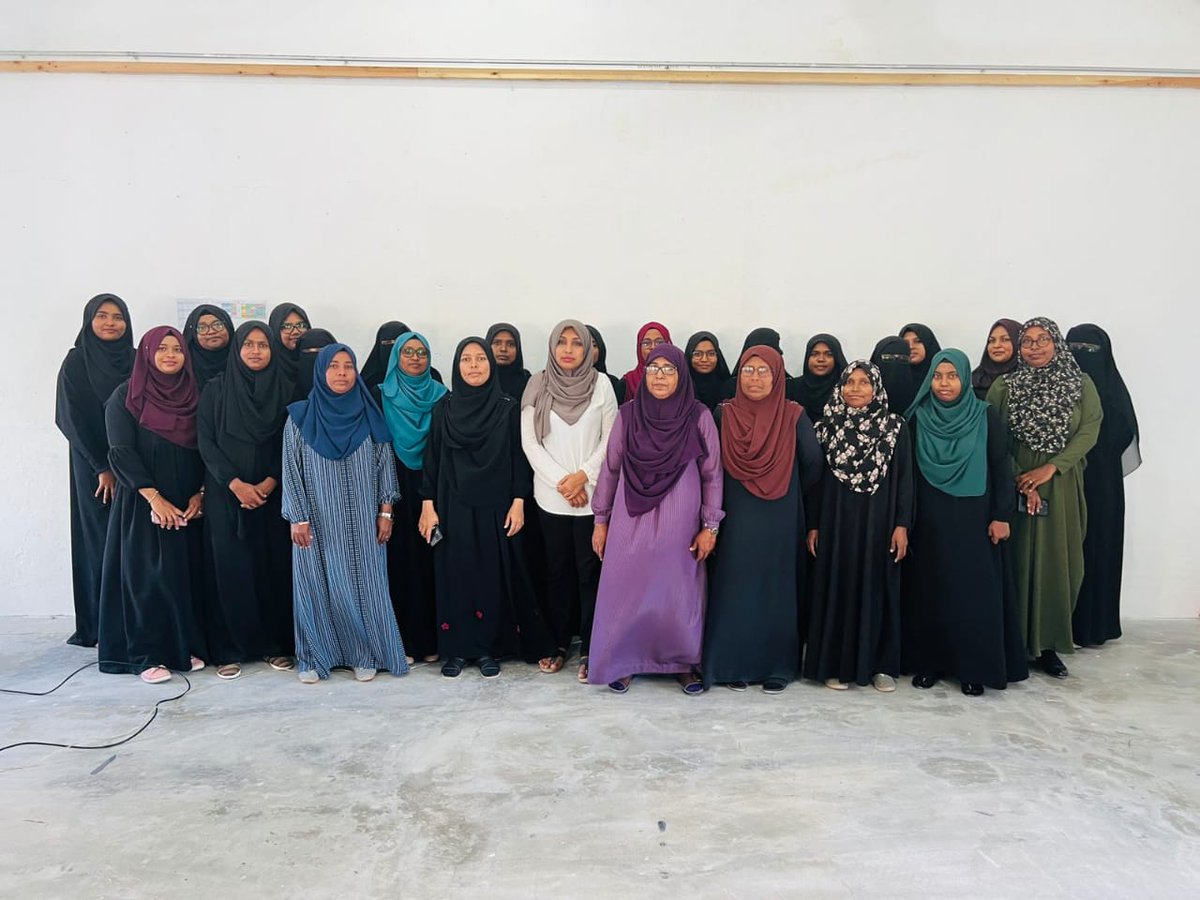 MaldivesFamilyF's tweet photo. Youth ge ehy gai k gaafaru council aa wdc aa gulhigen "mintheege thaafthu kurun nahthaalun" awareness program. 
#gaafaru #session 
@MoYSCEmv @MVIaffairs @MoGFSSmv https://t.co/691xzKo4ww