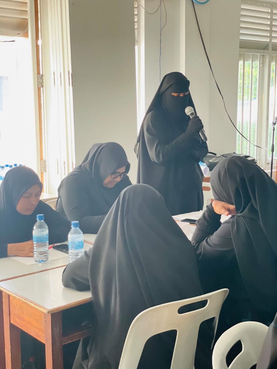 MaldivesFamilyF's tweet photo. Youth ge ehy gai k gaafaru council aa wdc aa gulhigen "mintheege thaafthu kurun nahthaalun" awareness program. 
#gaafaru #session 
@MoYSCEmv @MVIaffairs @MoGFSSmv https://t.co/691xzKo4ww