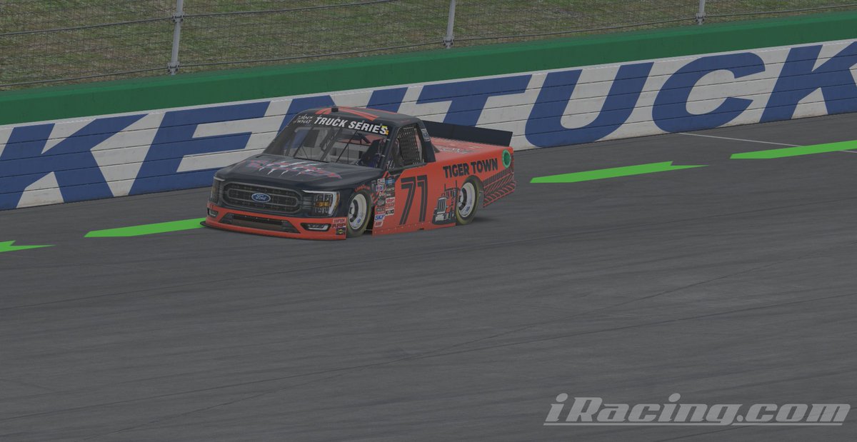 P10 Sunday morning at Kentucky Speedway in official race