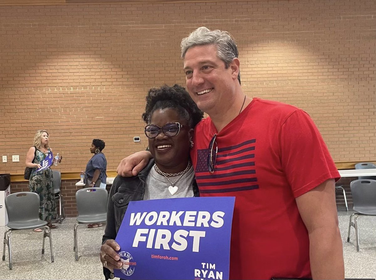 TimRyan's tweet photo. Wishing the happiest back-to-school to our students, parents, teachers, counselors, administrators, cafeteria staff, custodial staff, bus drivers, and coaches!

It’s on all of us to teach our kids and set them up to succeed. We couldn’t do it without you. https://t.co/p7rJqF7j4d