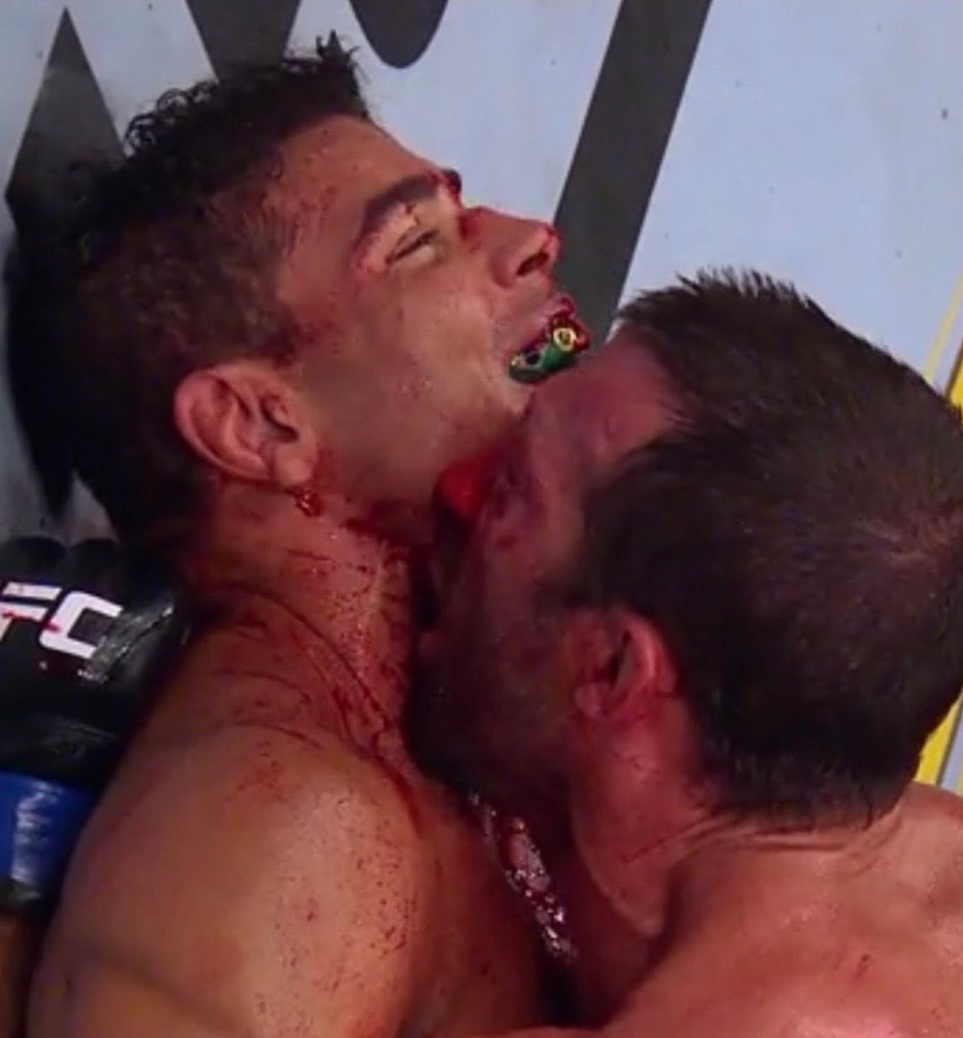 BorrachinhaMMA's tweet photo. When I started training for MMA that was very different moment 😂 I really don’t know what’s happening 🤷‍♂️ https://t.co/ZWMlMspyqi