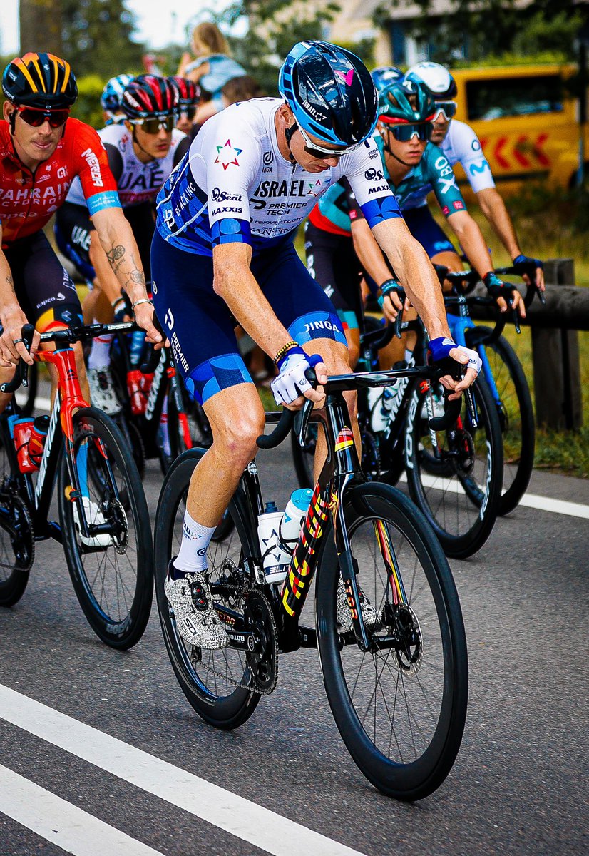 Chris Froome tweet media