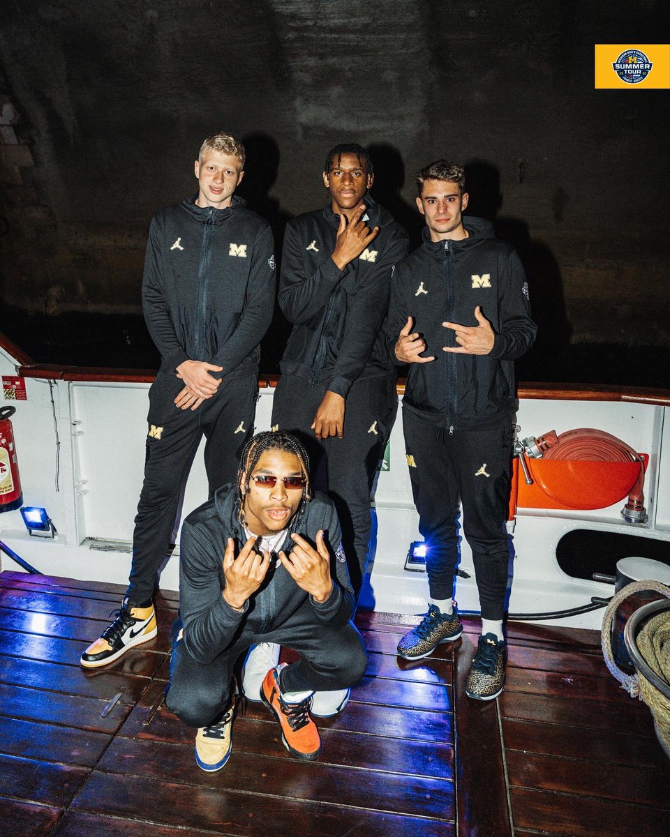 umichbball's tweet photo. We on a boat! 🛳🗼🍾 https://t.co/ZQ2n5chU7G