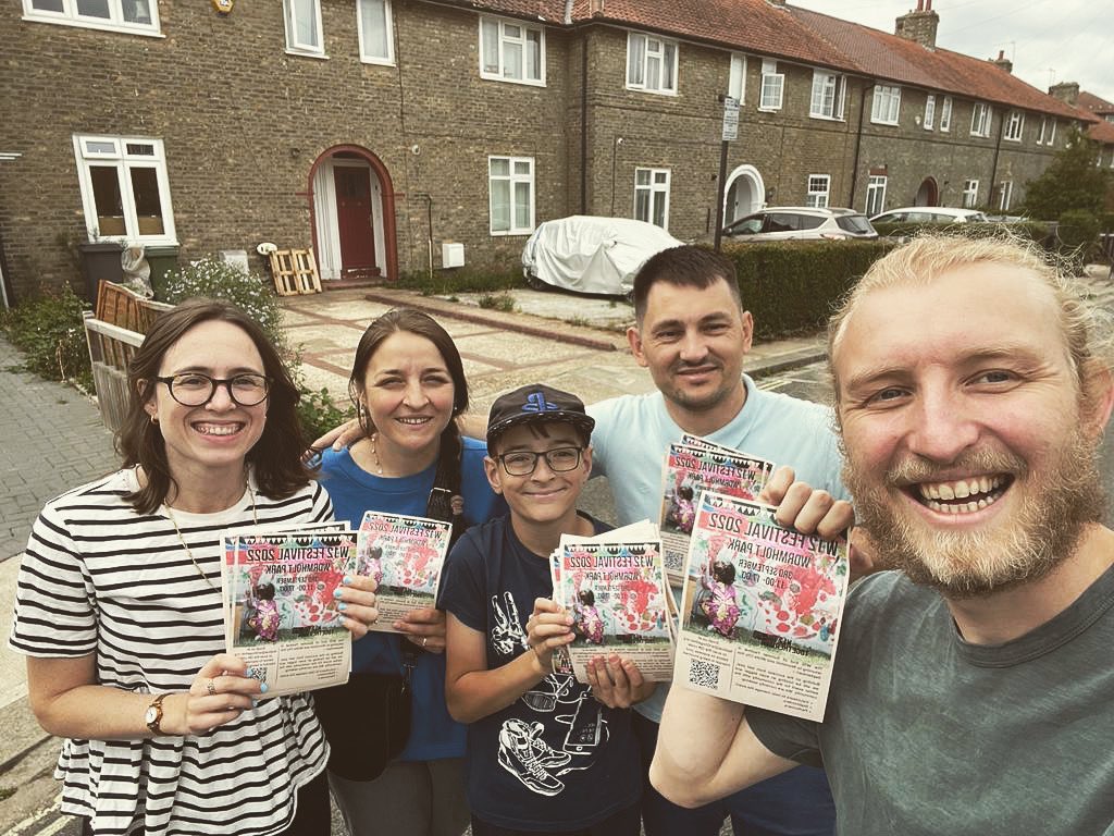 team_constance's tweet photo. Leaflet delivery around Wormholt &amp; White City for upcoming festival in Wormholt Park - Sat 3 September 2022 - with the Khrulenko’s. Denys’ enthusiasm makes all the difference!  👏 @w12together https://t.co/Ky4bDxVHZI