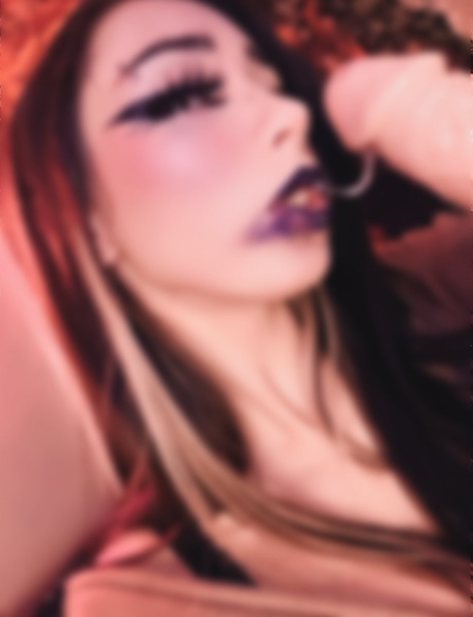 Kiwi on Twitter: "drooly & lewd selfie pack uploaded to both http://onlyfans.com/kiwisunset and