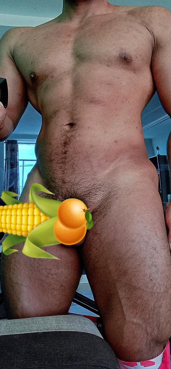 RODERT25472409's tweet photo. Ven y comete mi choclo🔥🍆🍆 y mis dos naranjas 🍋🍋 y chúpate el jugo💦💦💦💦💦
Dale RT si quieres ser tu quien se la cola toda 🔥🍆😈 https://t.co/Hpp3PE3cAe