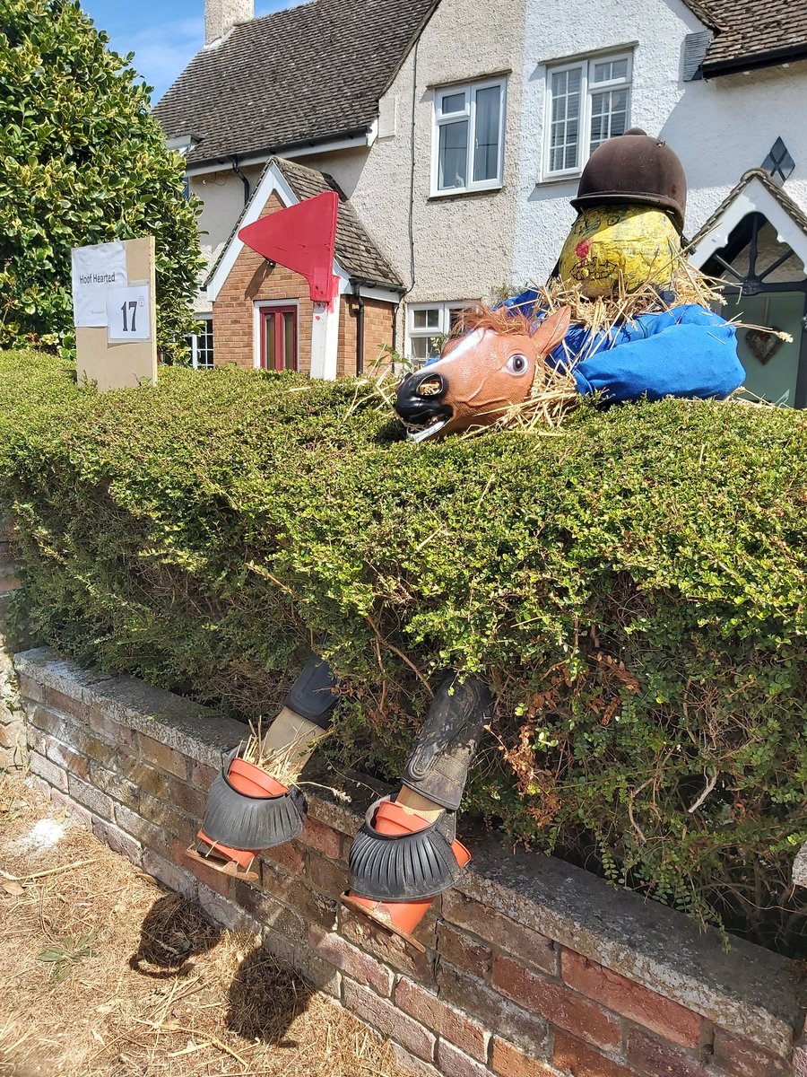 DrNeilMatthews's tweet photo. Some inventive entries in the Flamstead Scarecrow Festival. Winner should be England football legend "Crow-ie" Kelly #Chilterns https://t.co/217KkBFnWg