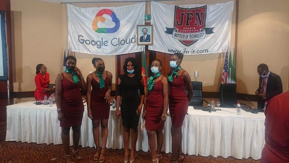 ExpertCommEven1's tweet photo. #event

#Conférences de #presse @Jfnit et @googlecloud au Hôtel Hilton, Yaoundé Cameroun.

#organisation #événementiel #hôtesse #brand  #événement #conférence #presse #cameroun #yaounde #douala https://t.co/nM9dNgMlJ0