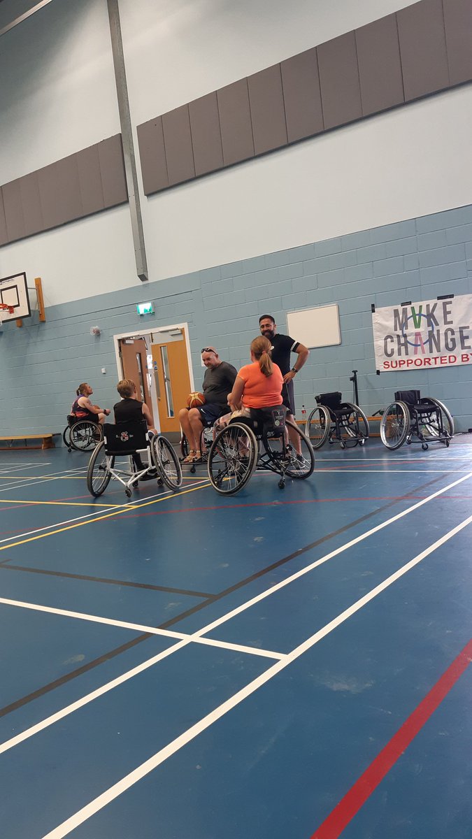 MeltonBelvoir's tweet photo. 30 people took part in the wheelchair basketball sessions, seeing many engage in more than one session. Lots of fun was had and plenty of skill was developed 👩‍🦽🏀 @make_inclusive @YourSchoolGames @MeltonSportHA #LetsGetMovingMeltonDay https://t.co/VuKzyyKGkl