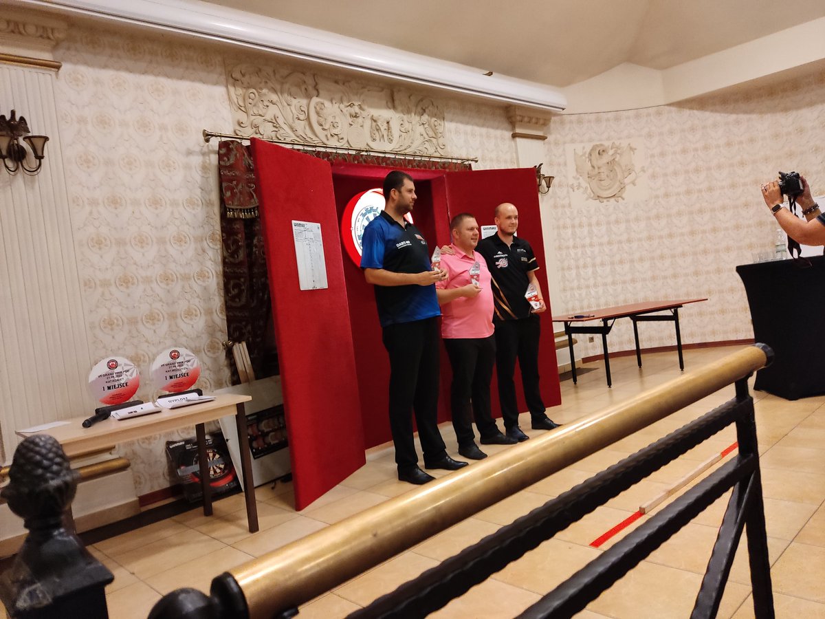 Brulion92's tweet photo. 1/4 i 1/8 Grand Prix POD w Chorzowie. Nominacje do kadry zdobyta.
1/4 and 1/8 in Polish Grand POD. 4th place in national ranking this season and qualification to Polish National team  for WDF Europe Cup! 

@MissionDarts 
@lkaminski2
#RedLipsDesign
#onlydarts.pl
#DMLarryDesign https://t.co/UudqgCf4x7