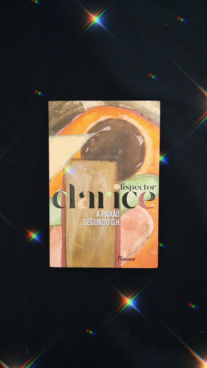 'Todos os retratos de pessoas são um retrato de Mona Lisa.'

📚 Livro: #9 
📣 Lançamento: 1964
📄 Editora: Rocco 
👀 Páginas: 192 

#APaixãoSegundoGH 📖 #ClariceLispector ✒